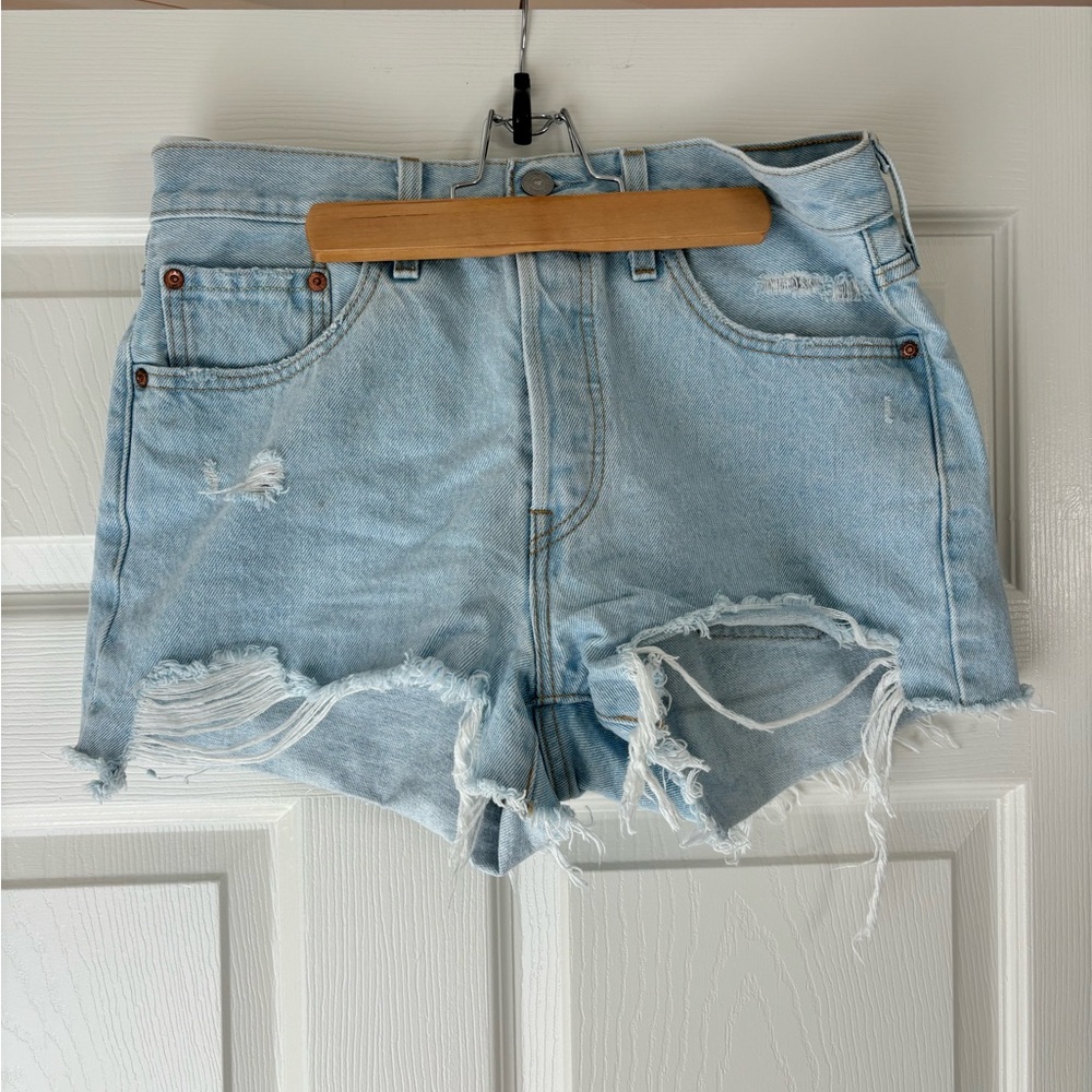 Levi’s denim shorts